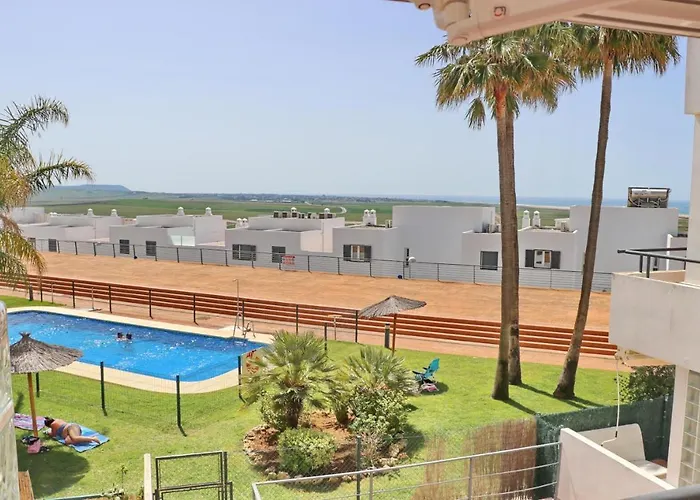 Rio Salado Apartment *